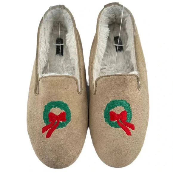 Talbots womens slippers size 7 tan suede festive wreath holiday Christmas - Picture 1 of 11